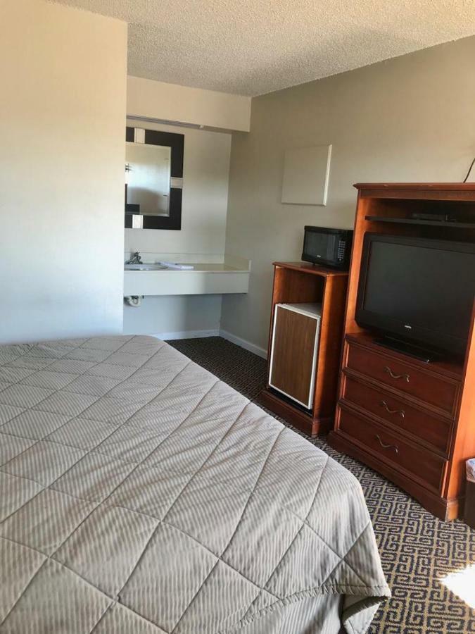 Eufaula Lakeside Inn מראה חיצוני תמונה